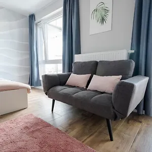 apartament-alfa-z-parkingiem.poznan-hotels.com/