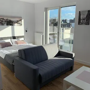apartamenty-garbary-32.poznan-hotels.com/
